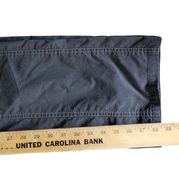 Kuhl Dark Gray Straight Fit Hiking Outdoors Pants. Sz. 6 - Picture 15 of 16